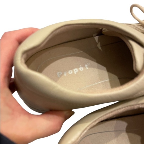 Women’s Propet Beige Lace-Up Leather Shoes Sandals - Picture 4 of 7